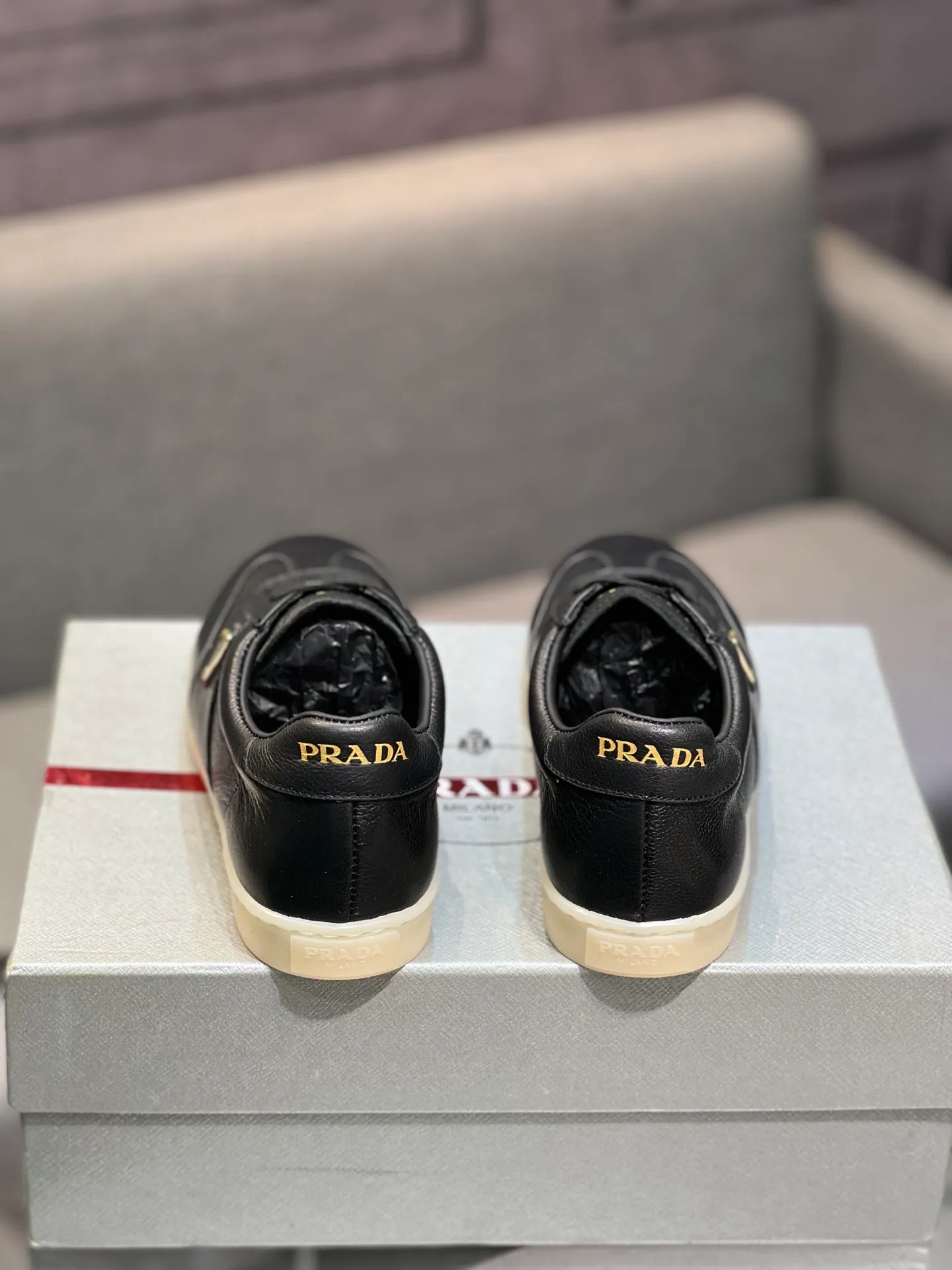Men's shoes 💰540 [PRADA] Men's shoes are popular in the counter, official website synchronization, 1 high-quality shipment ✔️ Original frosted cowhide + cowhide lining, 1🆚1 replica, original sole, 38-45 (45 customized, non-refundable)